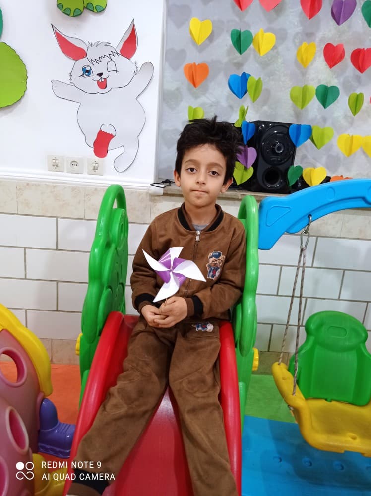 پیش دبستانی دخترانه و پسرانه آریا